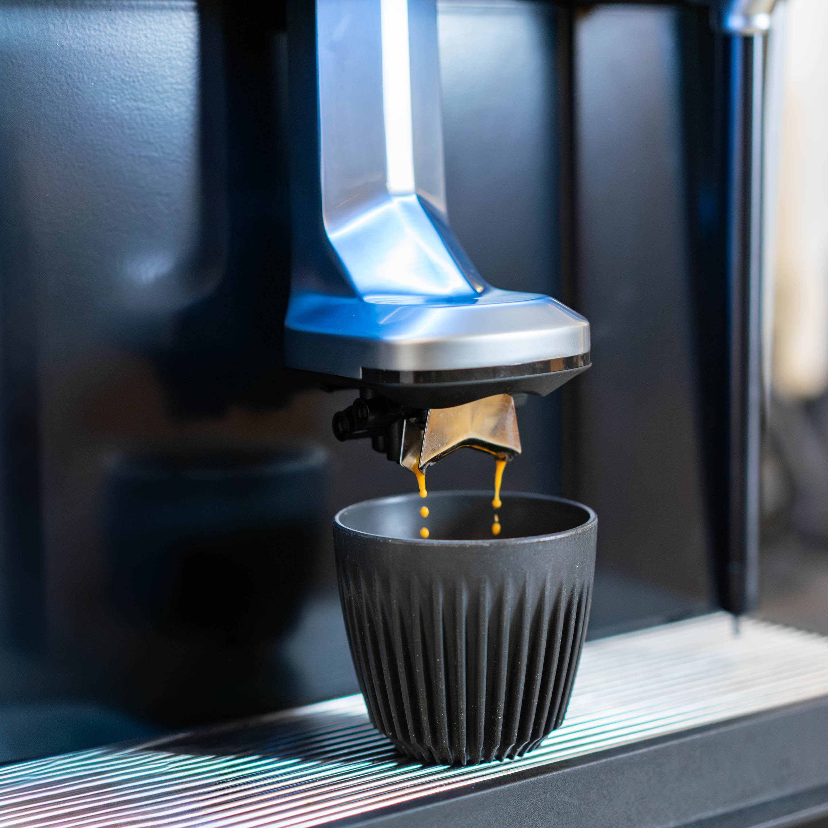Clever Coffee Caye Smart X Office Edition espressor